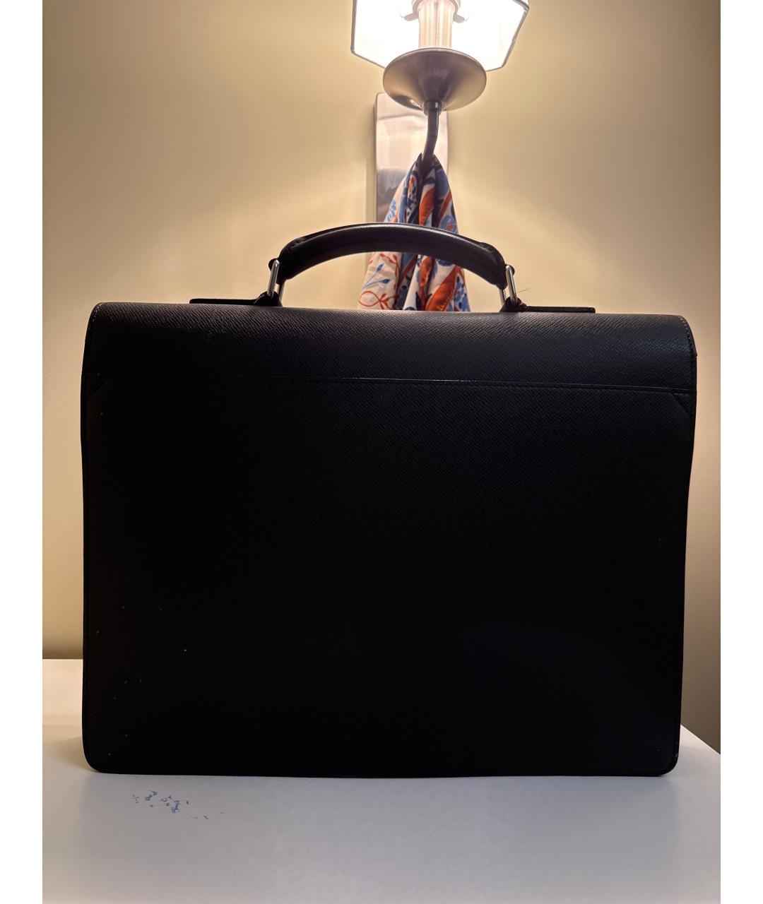 LOUIS VUITTON Черный кожаный портфель, фото 3