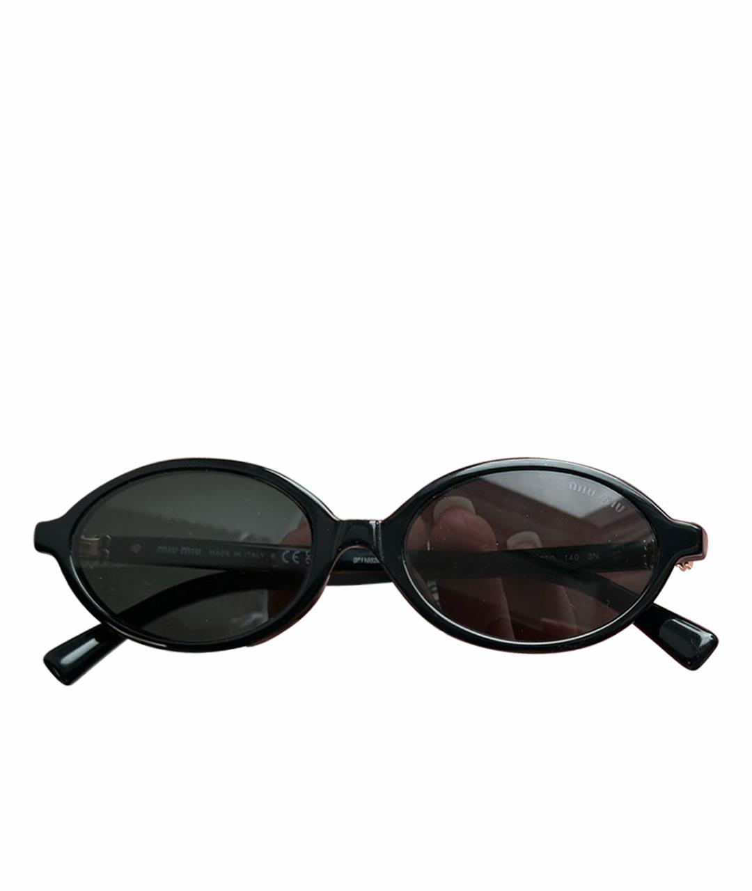 MIU MIU Черные пластиковые солнцезащитные очки, фото 1