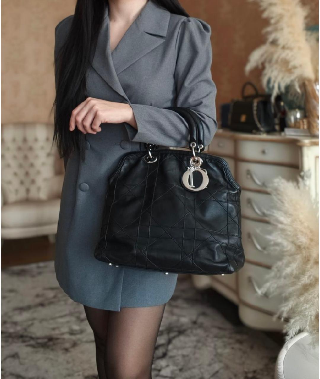 CHRISTIAN DIOR Черная кожаная сумка с короткими ручками, фото 4