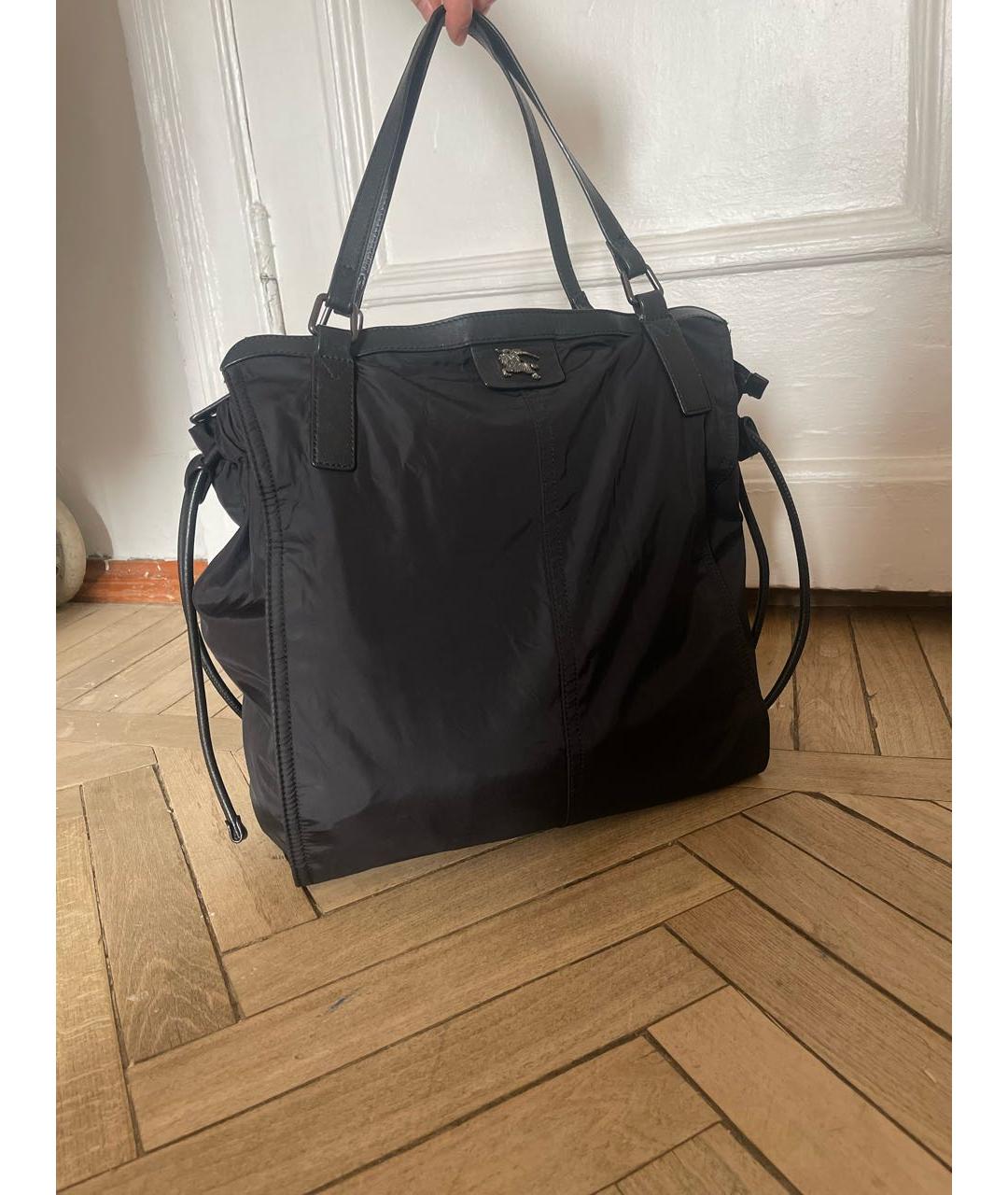 BURBERRY Черная тканевая сумка с короткими ручками, фото 2