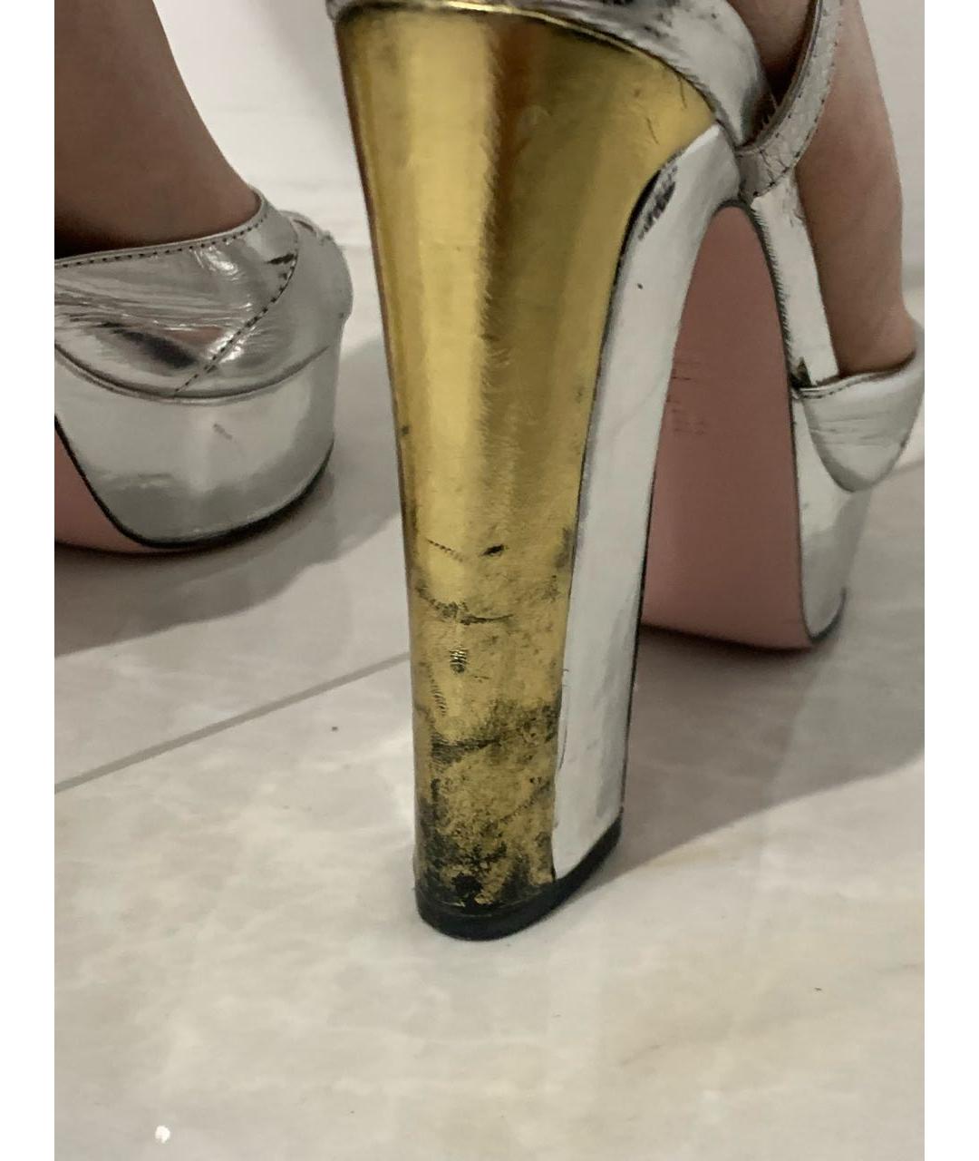 FENDI Серебряные босоножки, фото 3