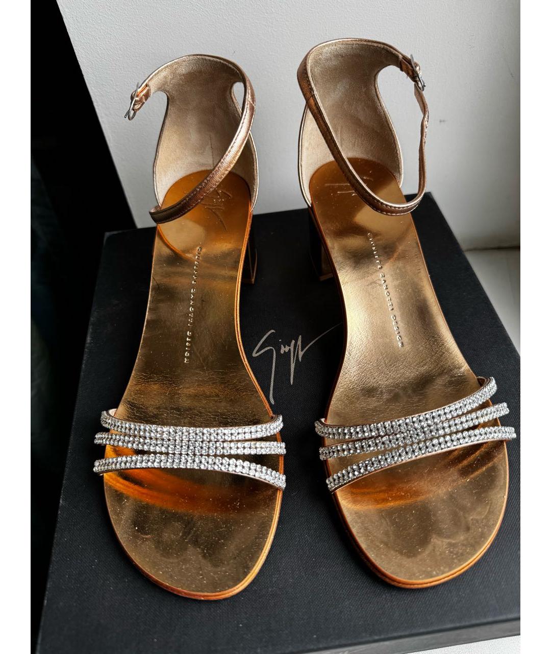 GIUSEPPE ZANOTTI DESIGN Золотые кожаные босоножки, фото 3