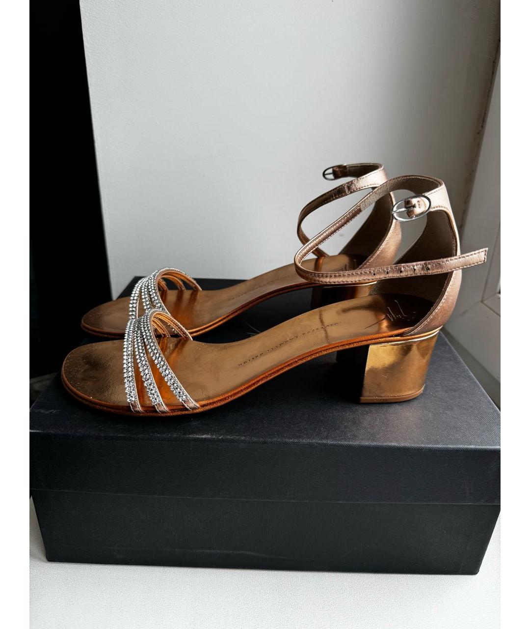 GIUSEPPE ZANOTTI DESIGN Золотые кожаные босоножки, фото 8