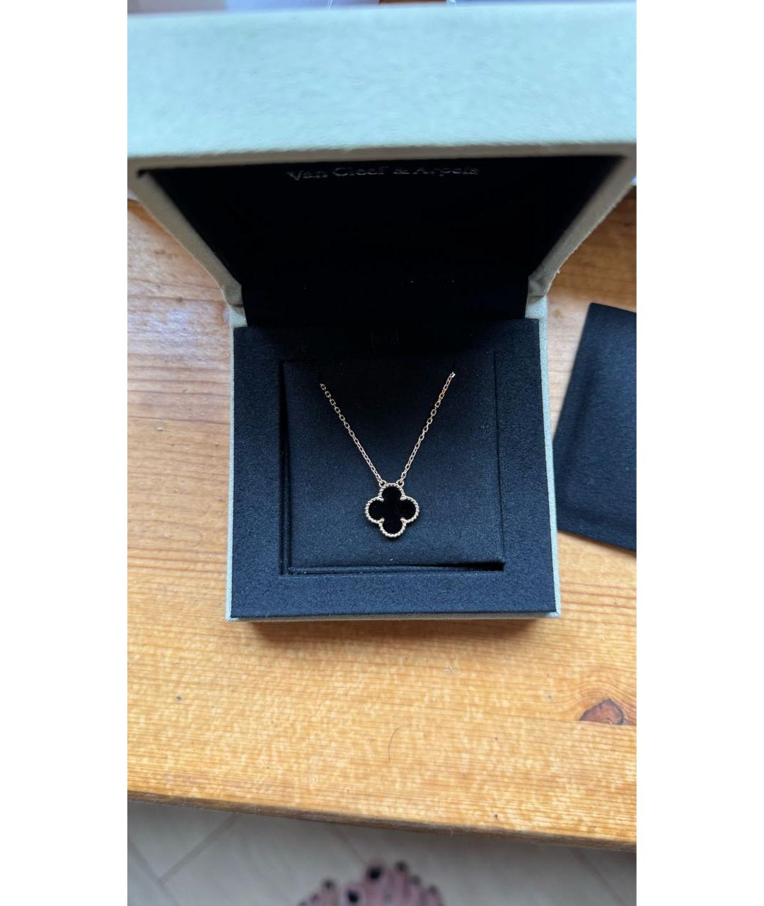 VAN CLEEF & ARPELS Черная подвеска из желтого золота, фото 5