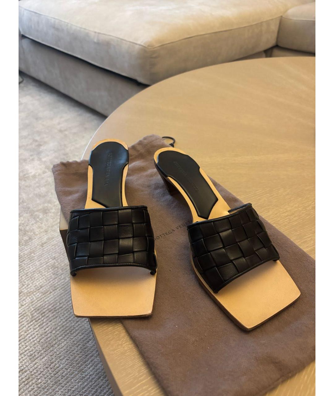 BOTTEGA VENETA Черные кожаные сабо, фото 7
