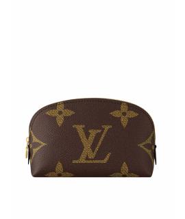 LOUIS VUITTON Косметичка