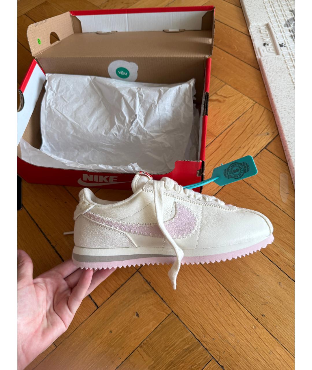NIKE Белые кожаные кроссовки, фото 6