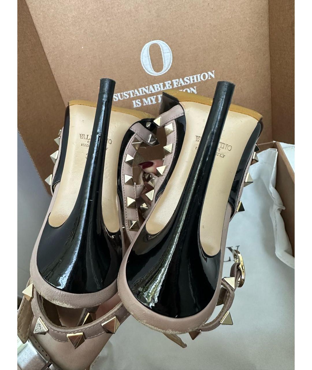 VALENTINO Черные босоножки из лакированной кожи, фото 4
