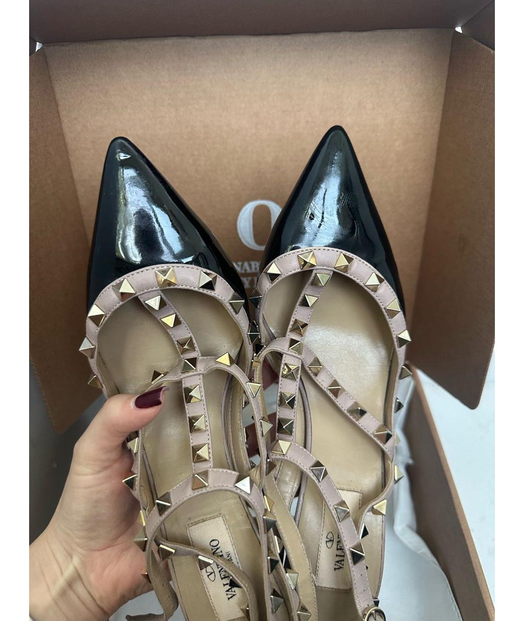 VALENTINO Черные босоножки из лакированной кожи, фото 3