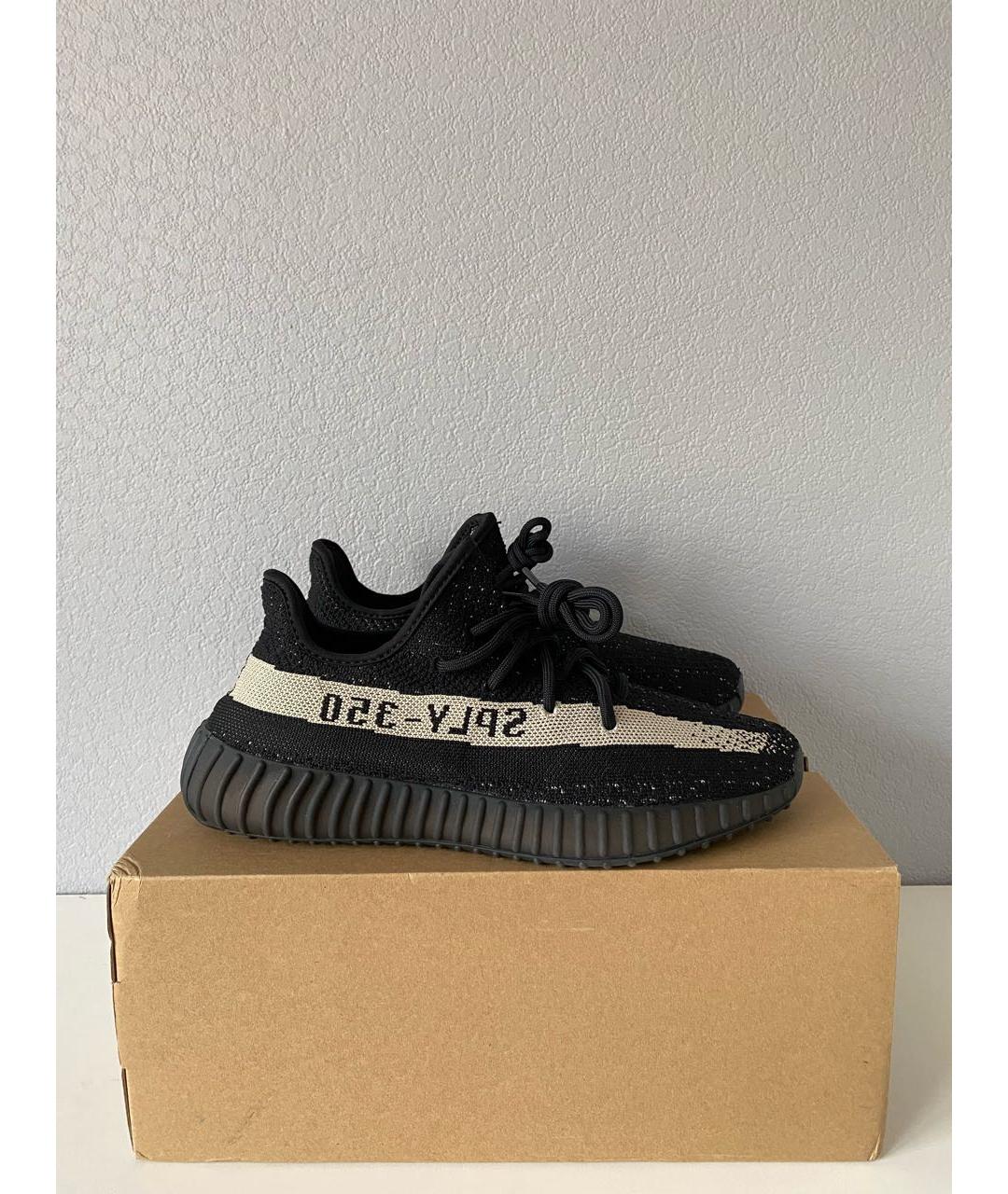 ADIDAS YEEZY Черные текстильные низкие кроссовки / кеды, фото 2