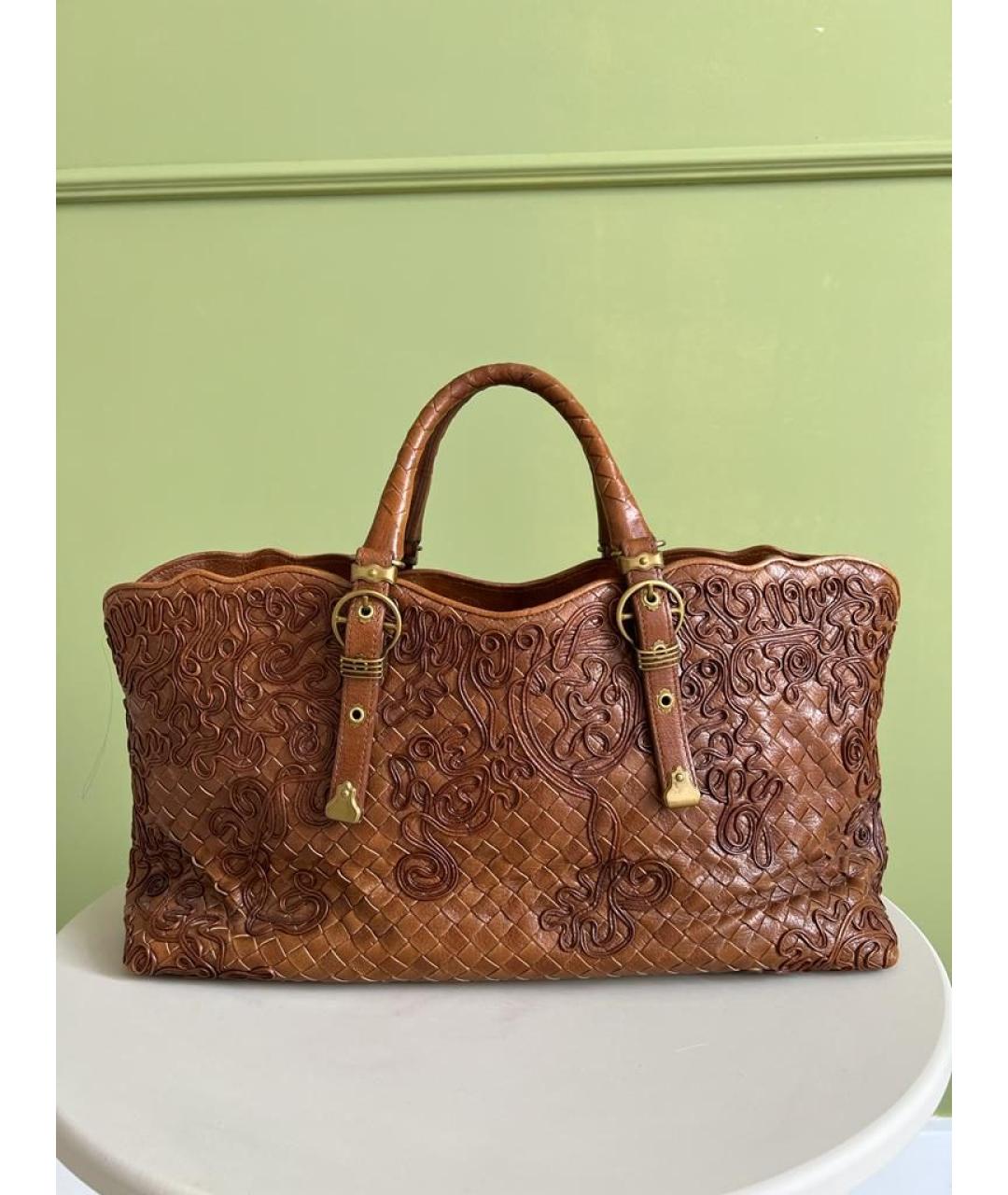 BOTTEGA VENETA Коричневая кожаная сумка с короткими ручками, фото 10