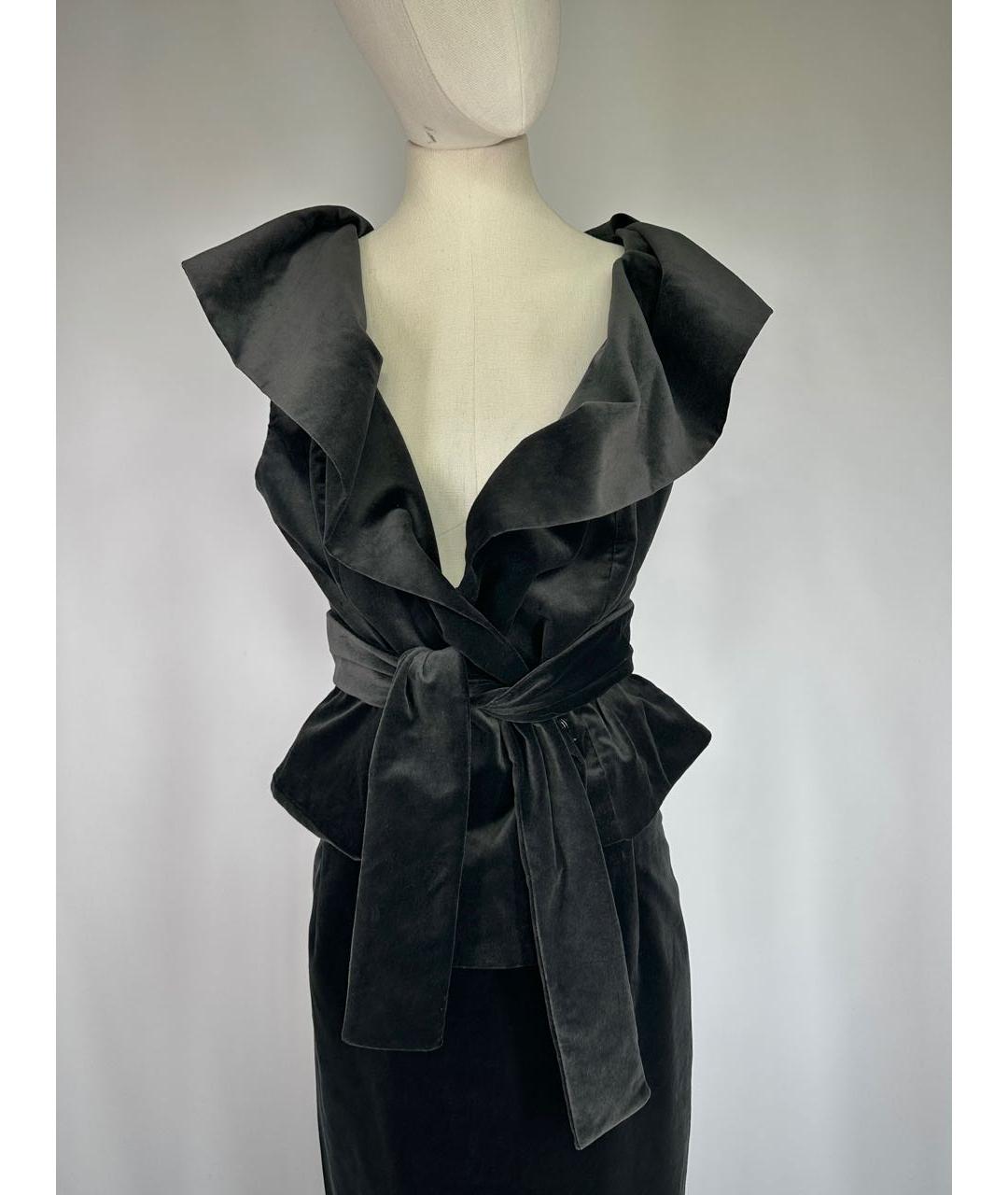 VIVIENNE WESTWOOD Черный велюровый костюм с юбками, фото 3