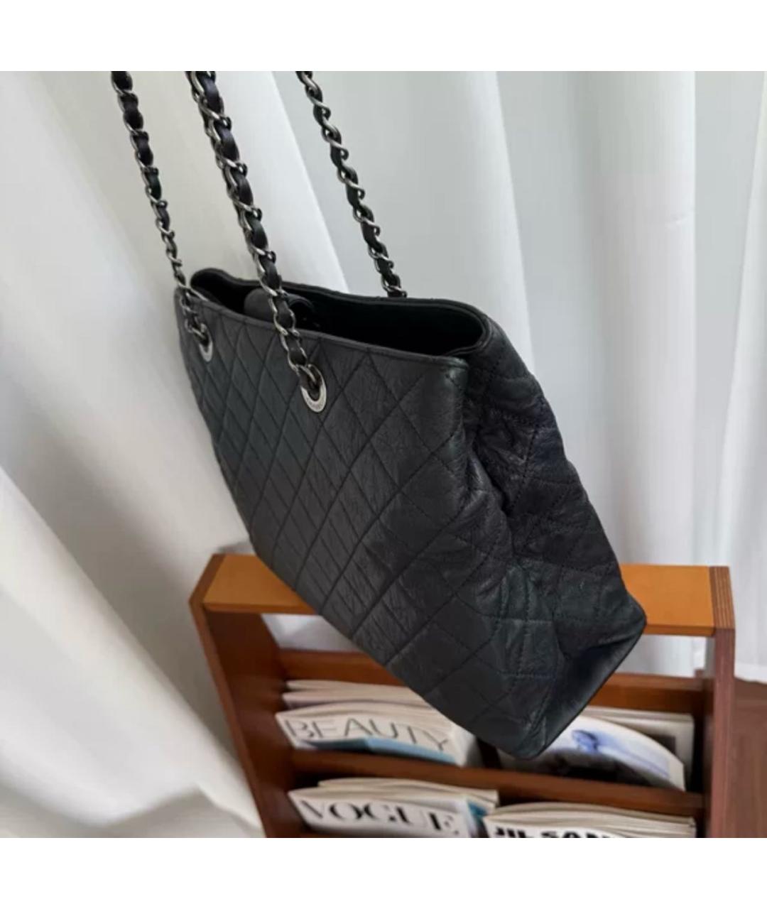 CHANEL Черная кожаная сумка тоут, фото 5