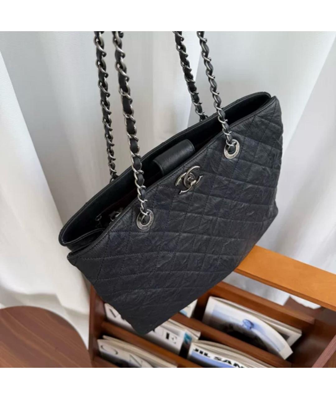 CHANEL Черная кожаная сумка тоут, фото 4