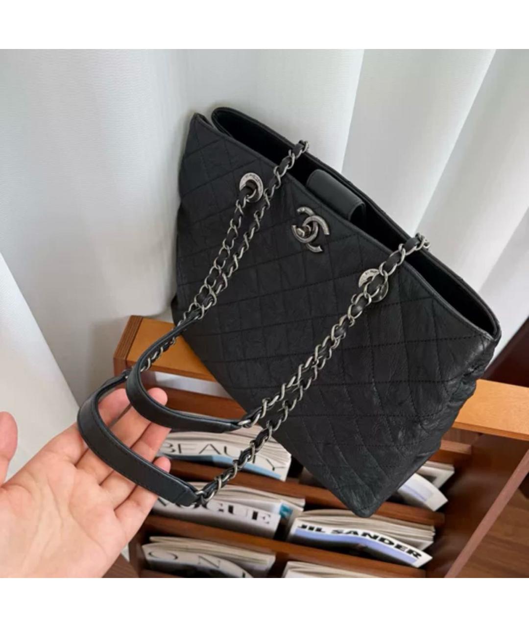 CHANEL Черная кожаная сумка тоут, фото 7