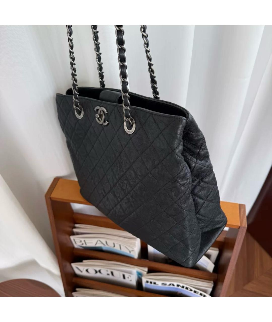 CHANEL Черная кожаная сумка тоут, фото 6