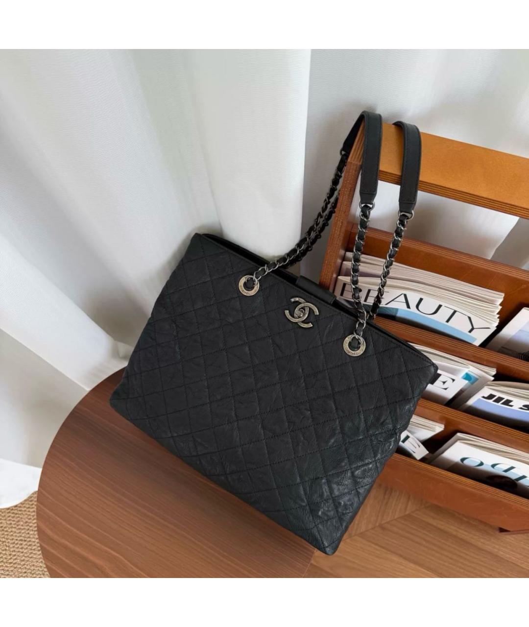 CHANEL Черная кожаная сумка тоут, фото 3