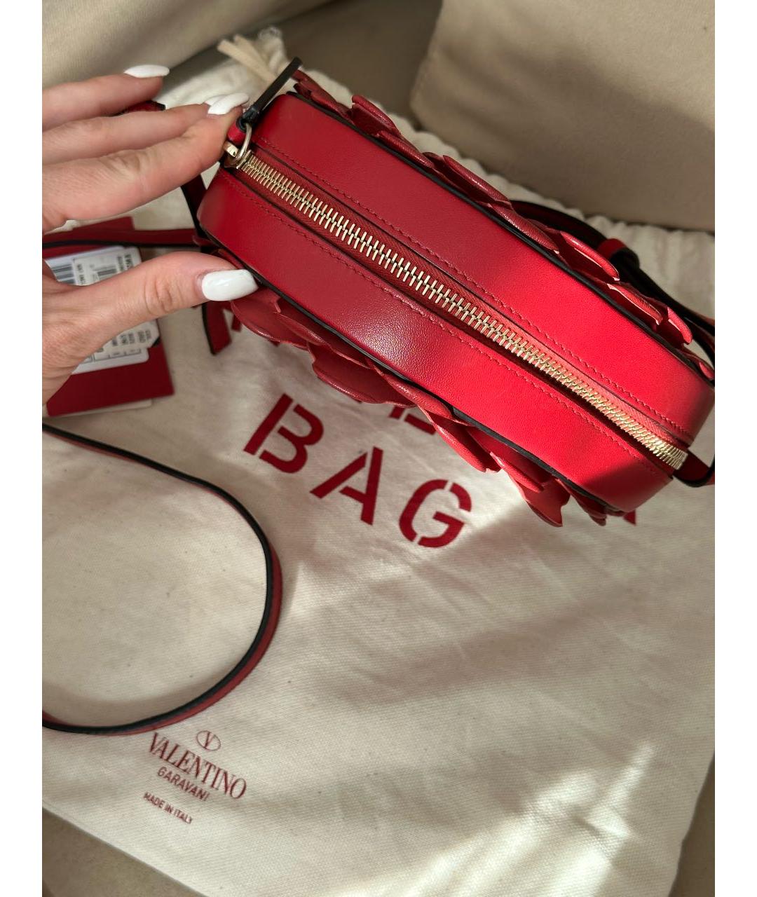 VALENTINO Бордовая кожаная сумка через плечо, фото 4