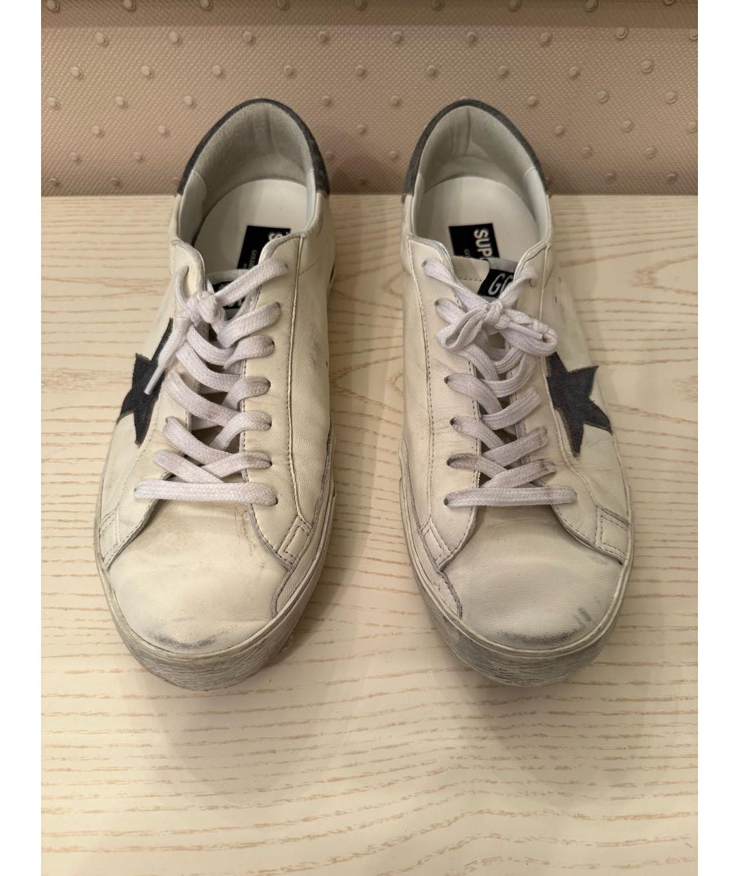 GOLDEN GOOSE DELUXE BRAND Белые кожаные низкие кроссовки / кеды, фото 2