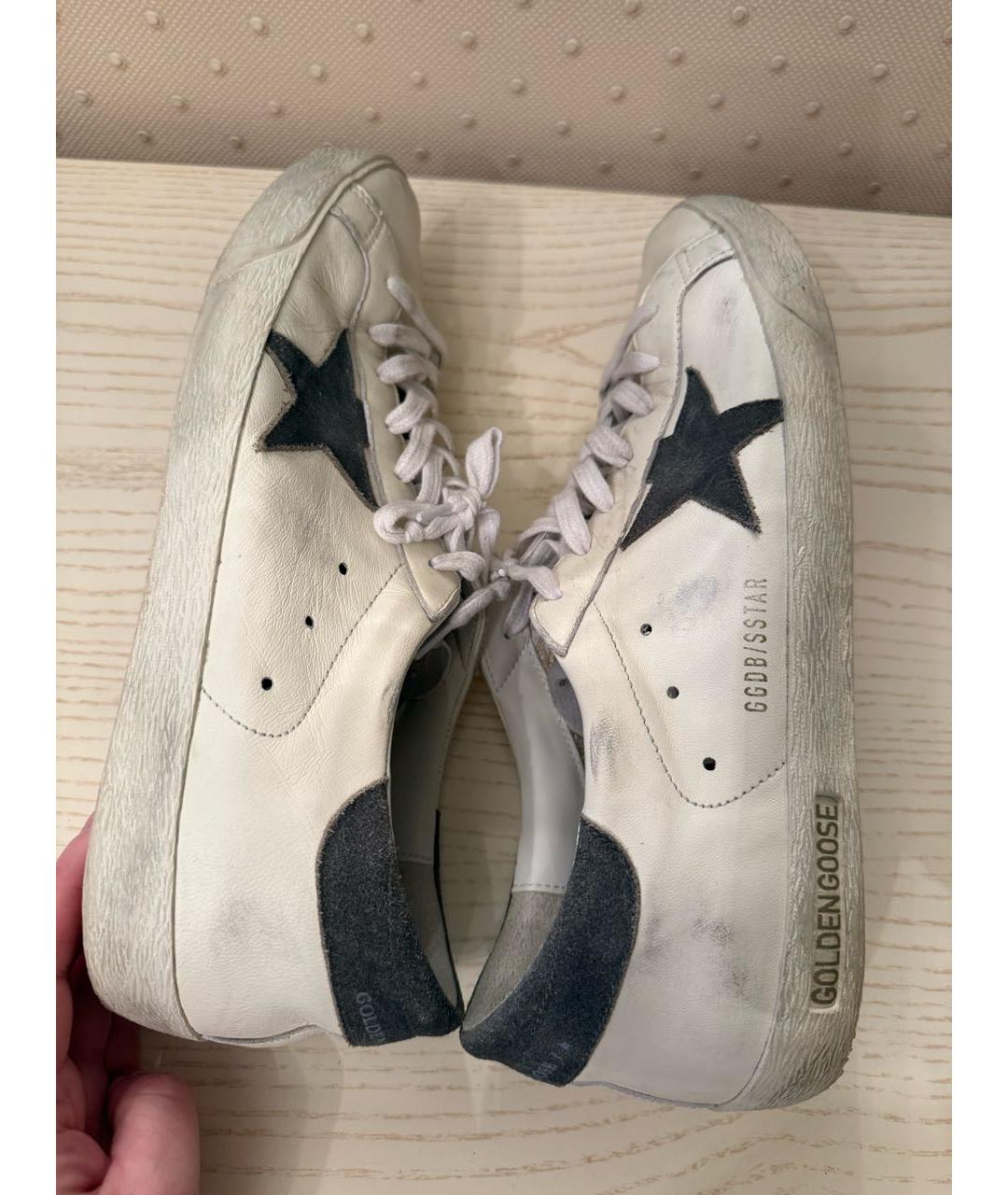 GOLDEN GOOSE DELUXE BRAND Белые кожаные низкие кроссовки / кеды, фото 4