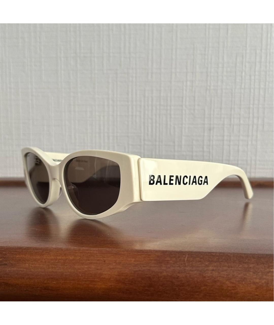 BALENCIAGA Белые пластиковые солнцезащитные очки, фото 2