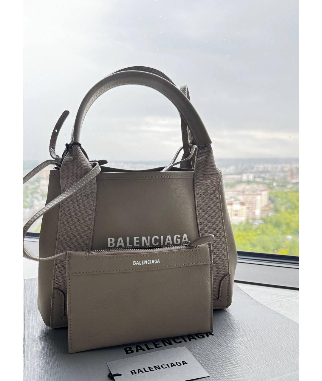 BALENCIAGA Бежевая кожаная сумка с короткими ручками, фото 2