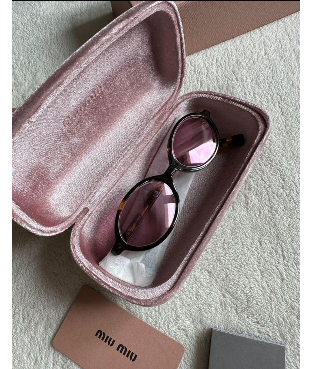 MIU MIU Коричневые пластиковые солнцезащитные очки, фото 2