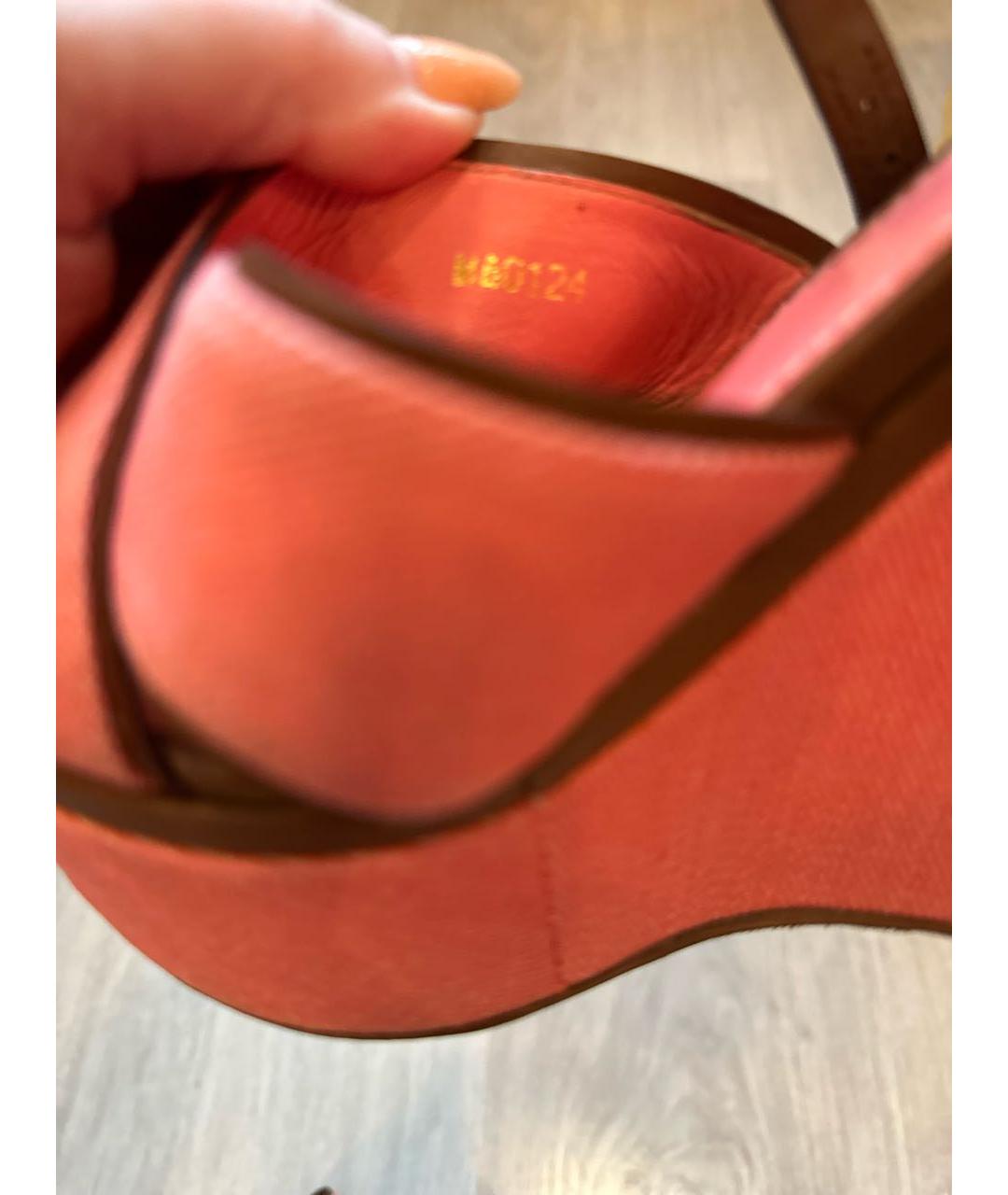 LOUIS VUITTON Коралловые текстильные босоножки, фото 8