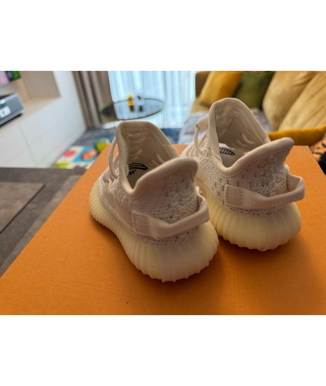 ADIDAS YEEZY Белые текстильные кеды, фото 3