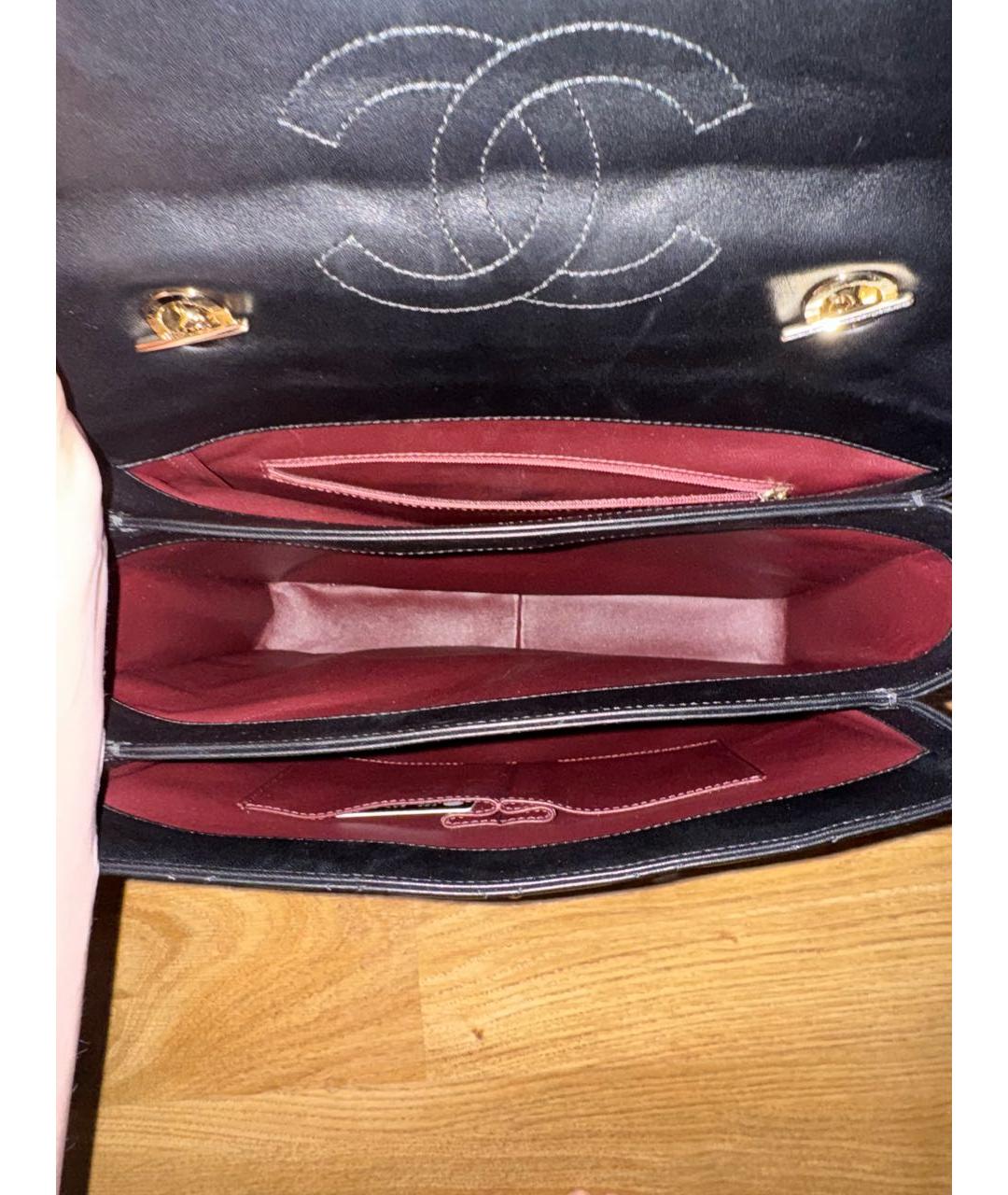 CHANEL Черная кожаная сумка через плечо, фото 3