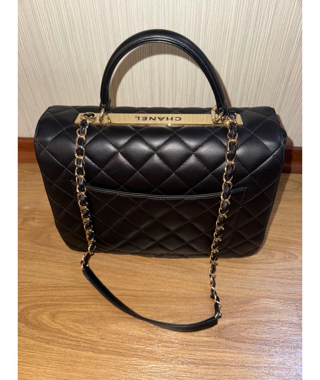 CHANEL Черная кожаная сумка через плечо, фото 2