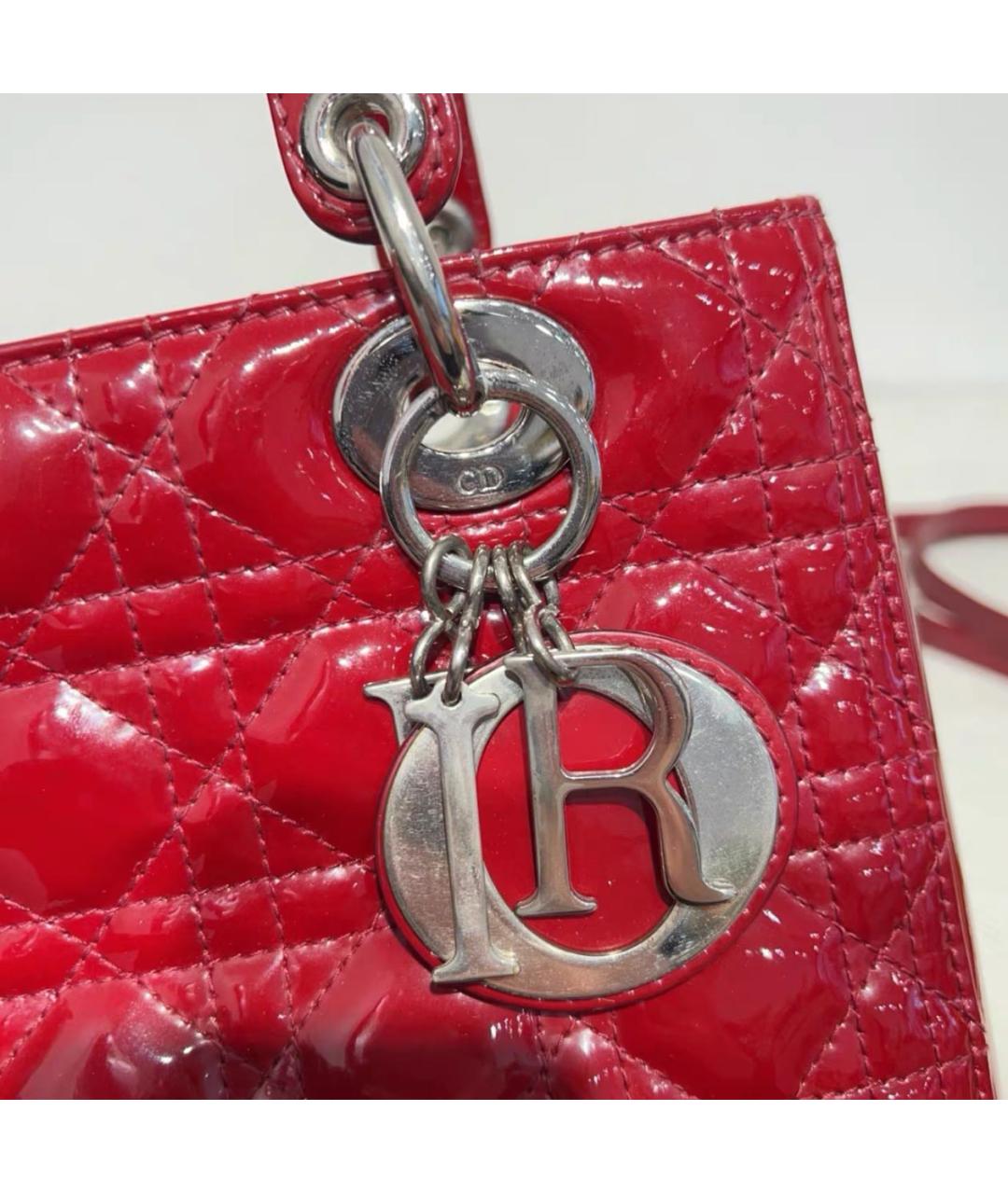 CHRISTIAN DIOR Красная сумка с короткими ручками из лакированной кожи, фото 6