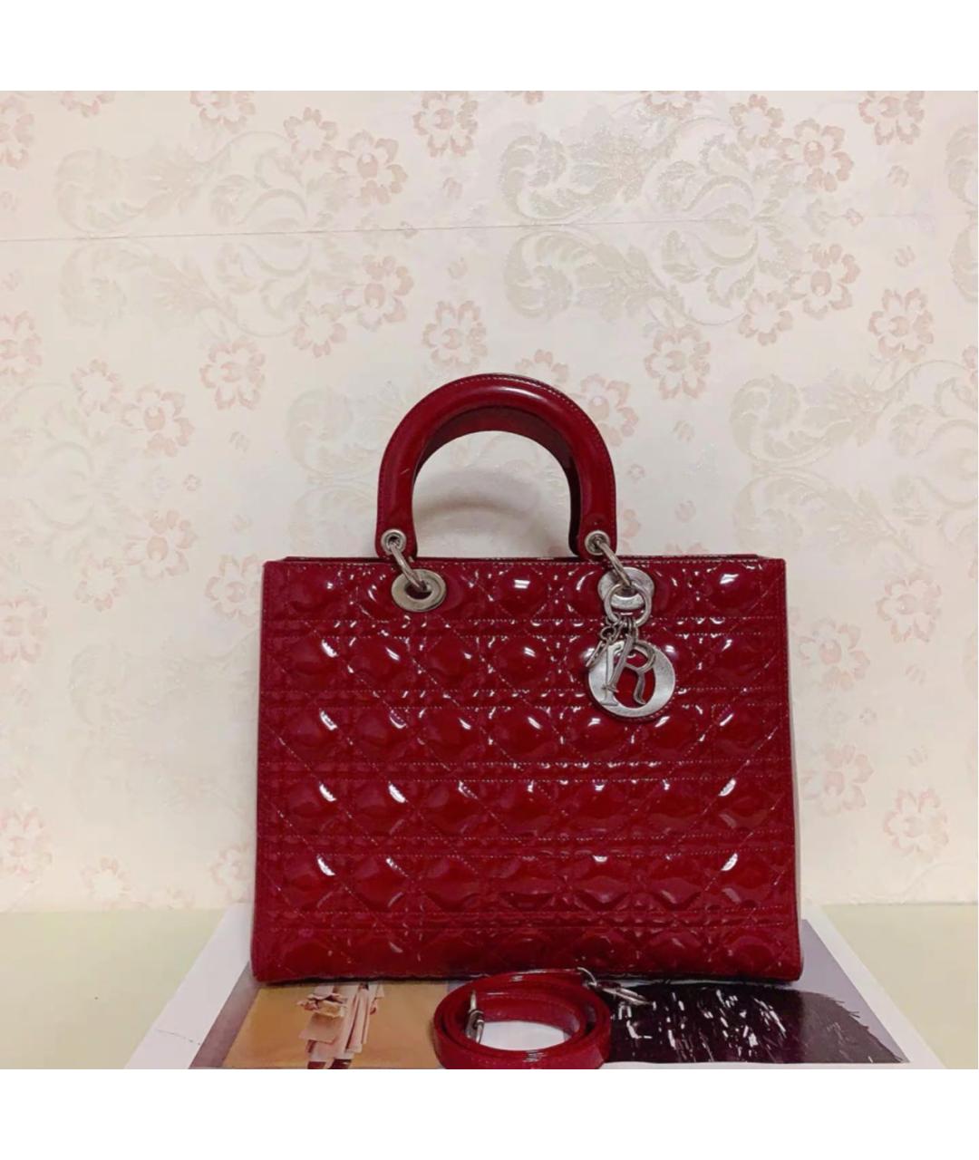 CHRISTIAN DIOR Красная сумка с короткими ручками из лакированной кожи, фото 9
