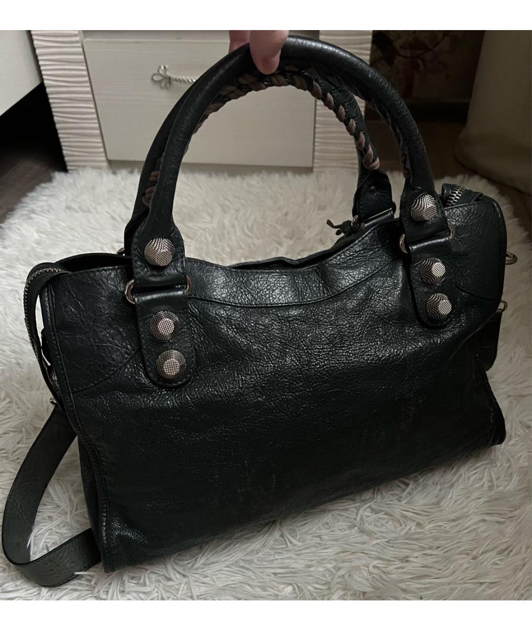 BALENCIAGA Серая кожаная сумка с короткими ручками, фото 2