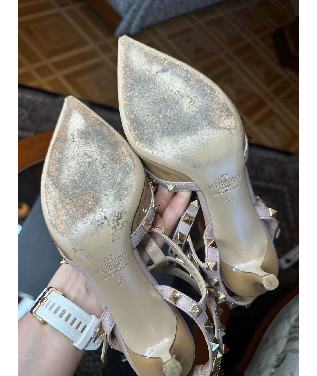 VALENTINO Бежевые туфли из лакированной кожи, фото 8