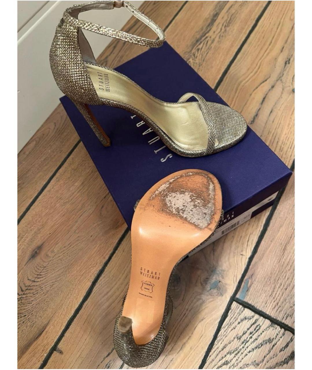 STUART WEITZMAN Золотые текстильные босоножки, фото 5