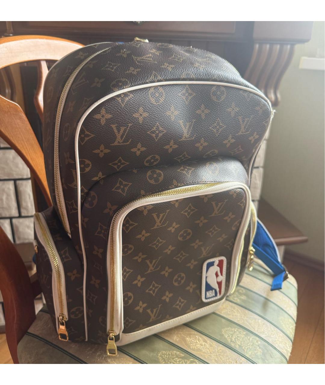 LOUIS VUITTON Коричневый рюкзак, фото 9