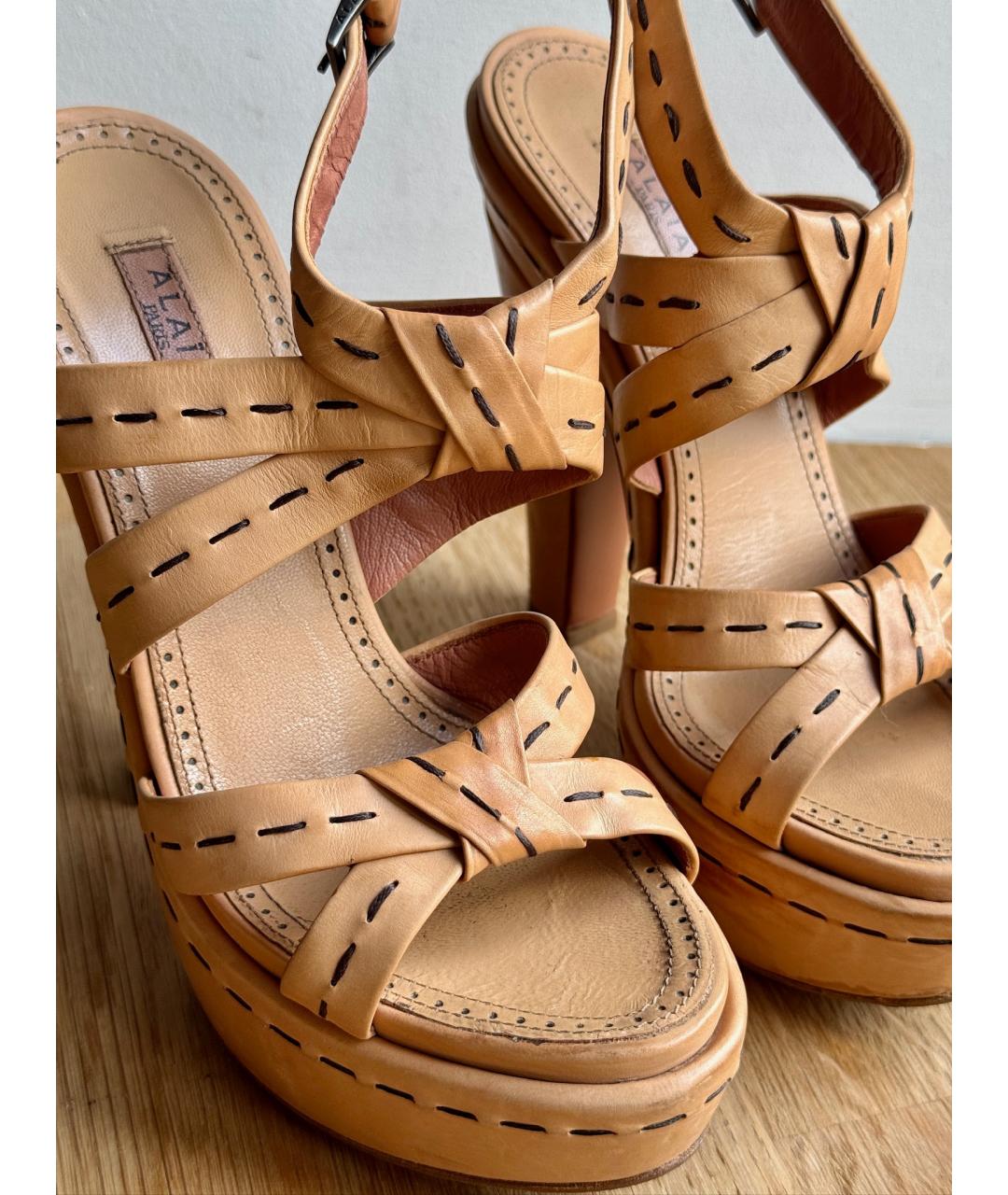 ALAIA Коричневые кожаные босоножки, фото 9