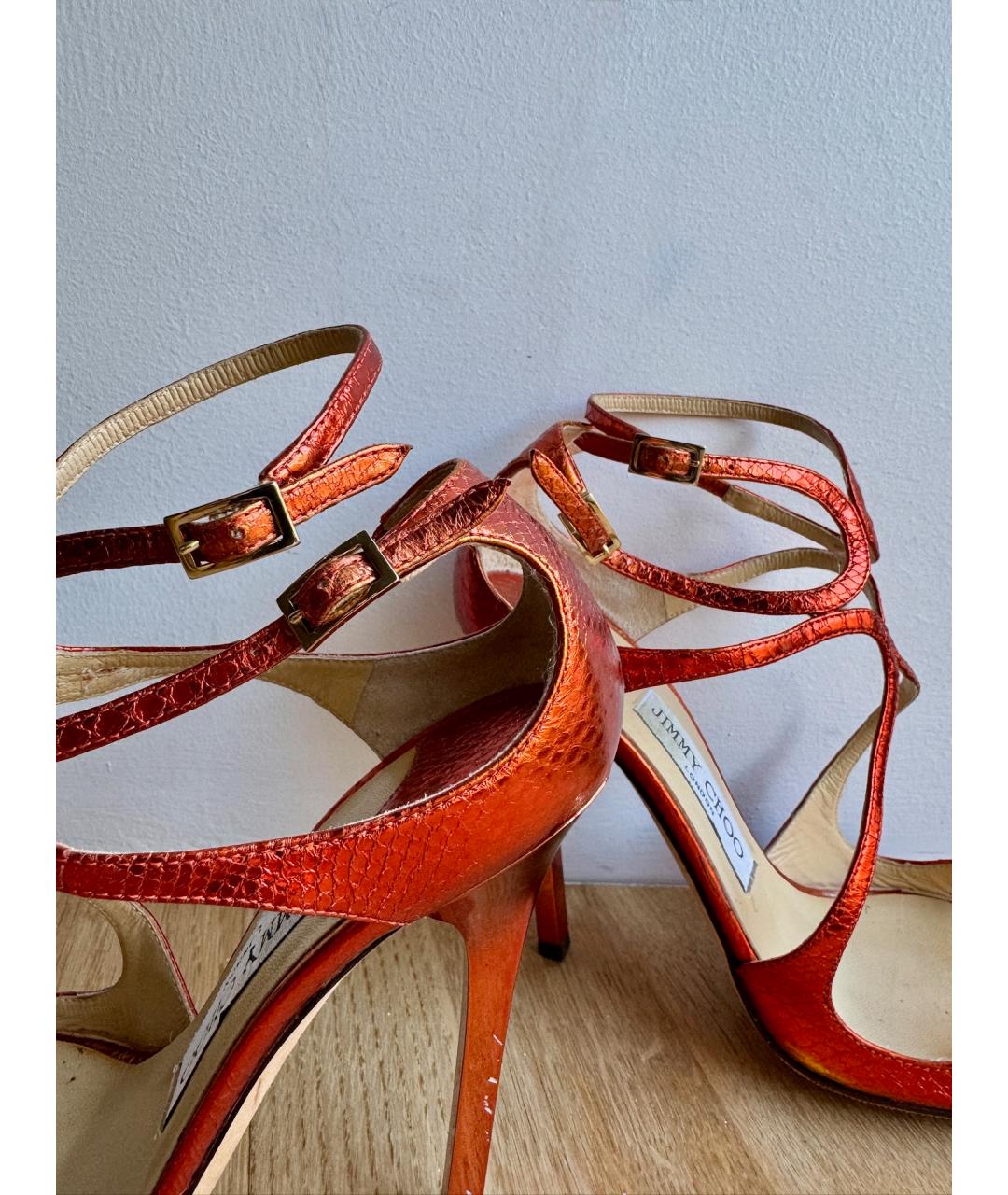 JIMMY CHOO Коралловые босоножки из экзотической кожи, фото 6