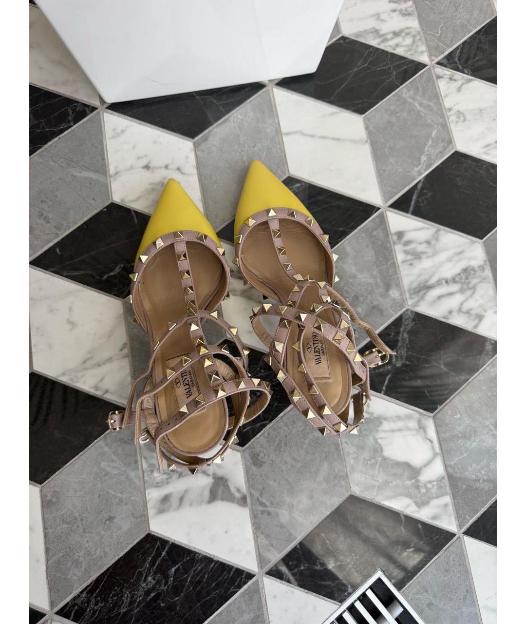 VALENTINO Желтые кожаные туфли, фото 3