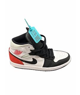 JORDAN Низкие кроссовки / кеды