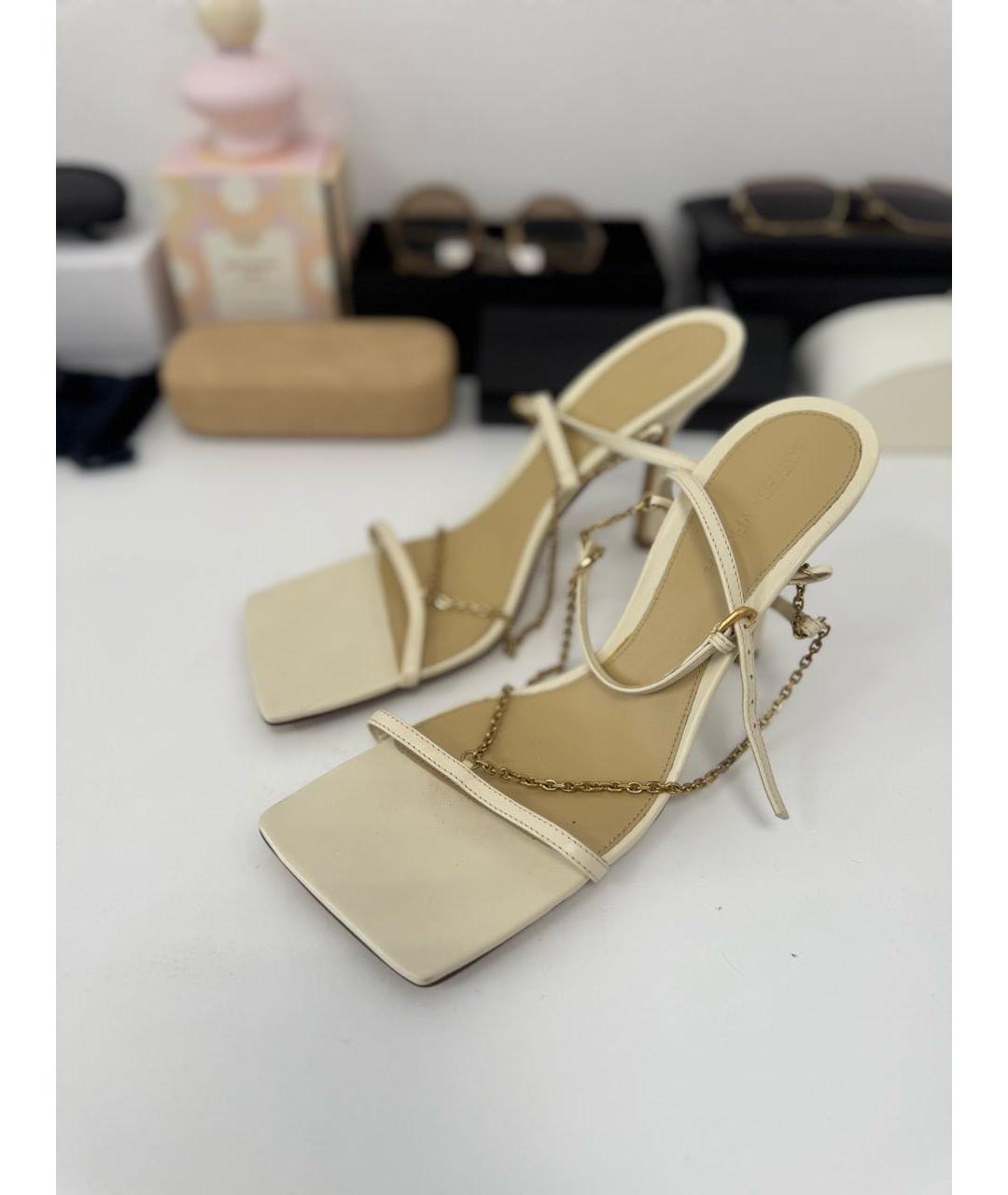 BOTTEGA VENETA Бежевые кожаные босоножки, фото 5