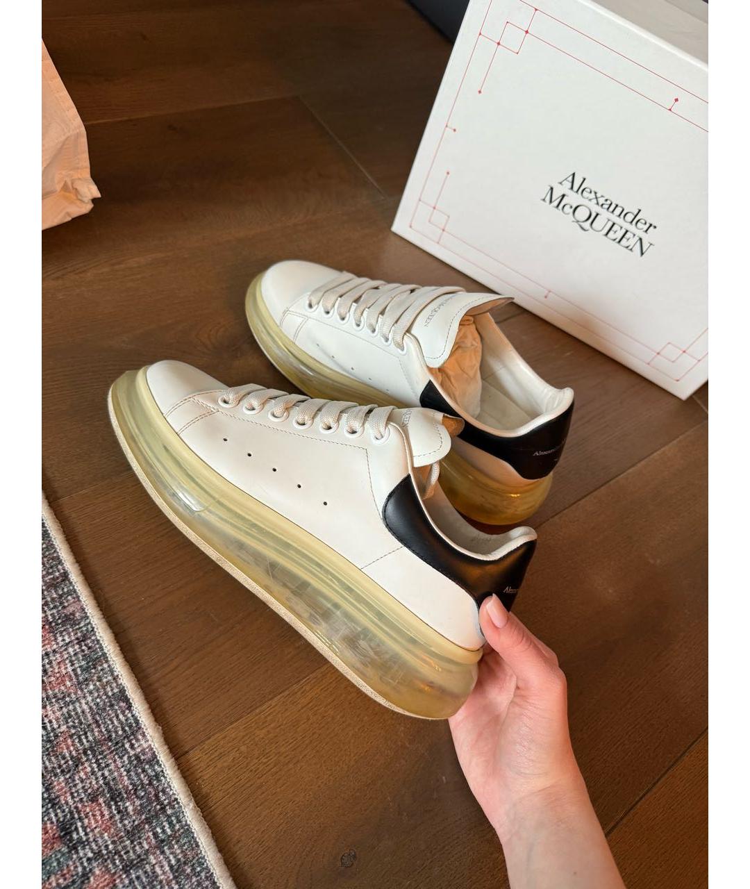 ALEXANDER MCQUEEN Белые кожаные кеды, фото 3