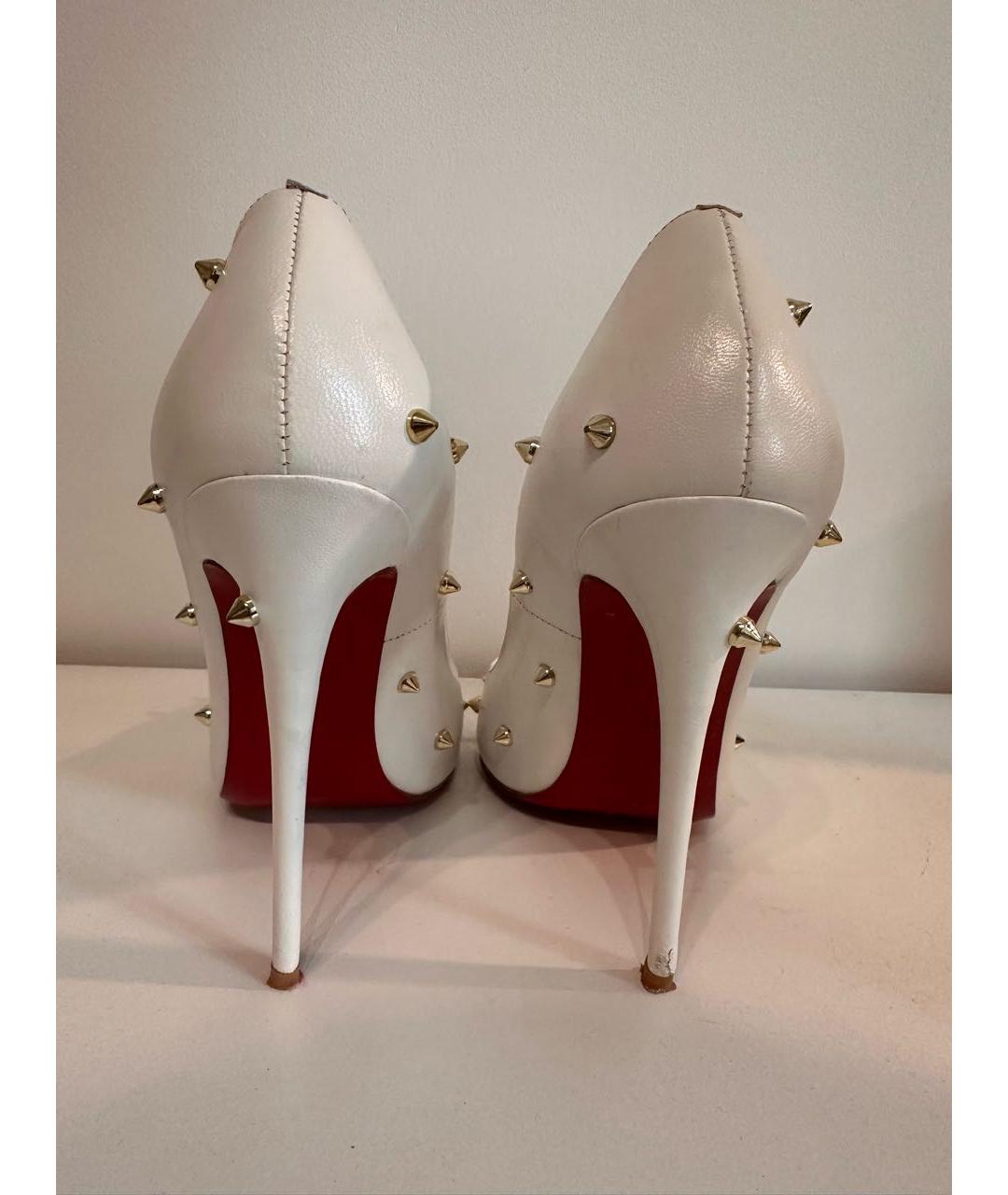 CHRISTIAN LOUBOUTIN Белые кожаные туфли, фото 4