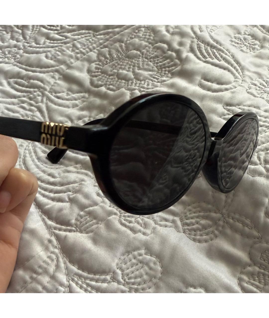 MIU MIU Черные пластиковые солнцезащитные очки, фото 3