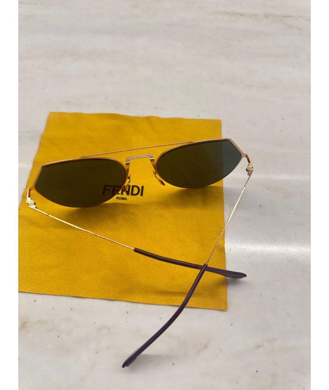 FENDI Золотые металлические солнцезащитные очки, фото 5