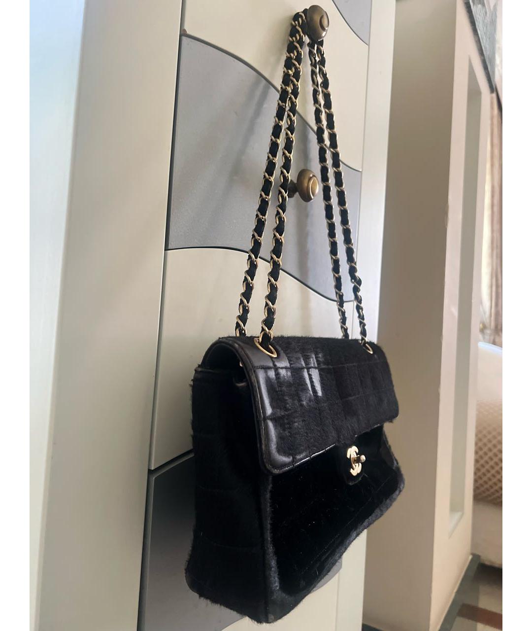 CHANEL Черная меховая сумка через плечо, фото 2