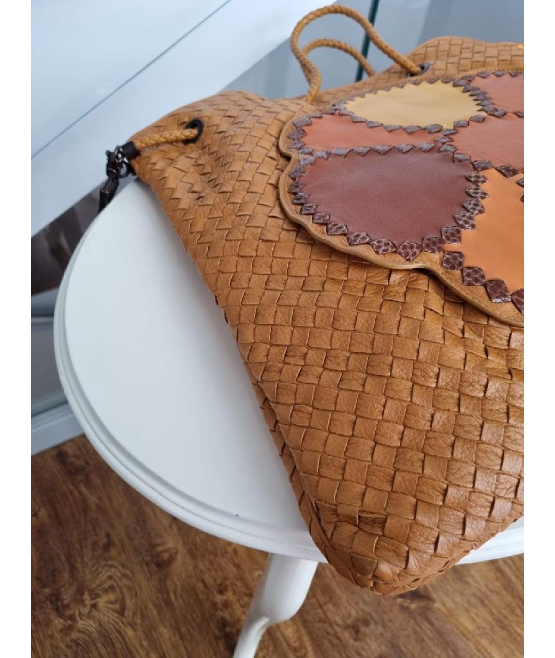 BOTTEGA VENETA Оранжевая кожаная сумка с короткими ручками, фото 2