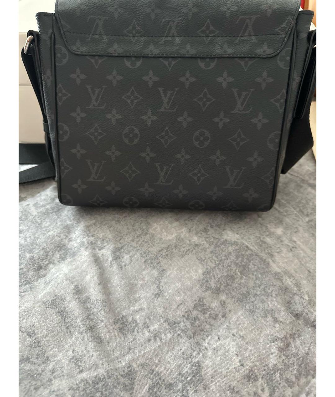 LOUIS VUITTON Черная кожаная сумка на плечо, фото 3