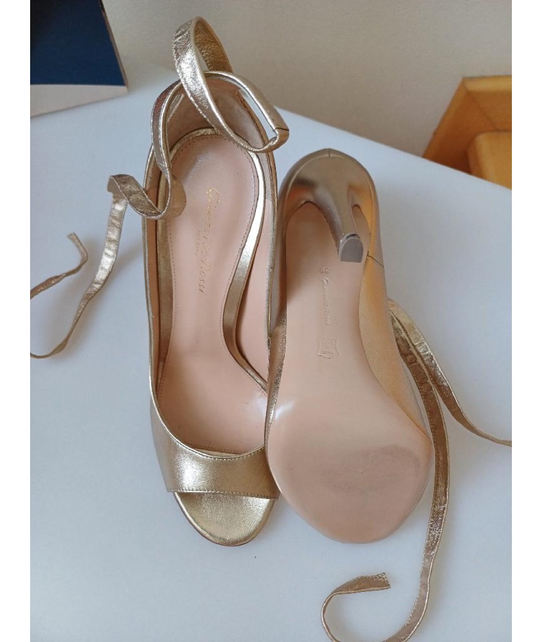 GIANVITO ROSSI Золотые кожаные туфли, фото 8
